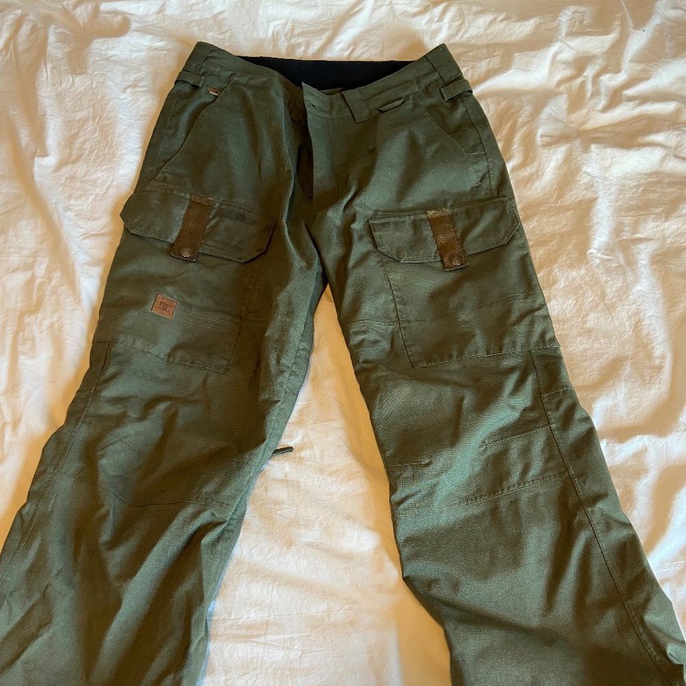 DC Snowboarding Pants